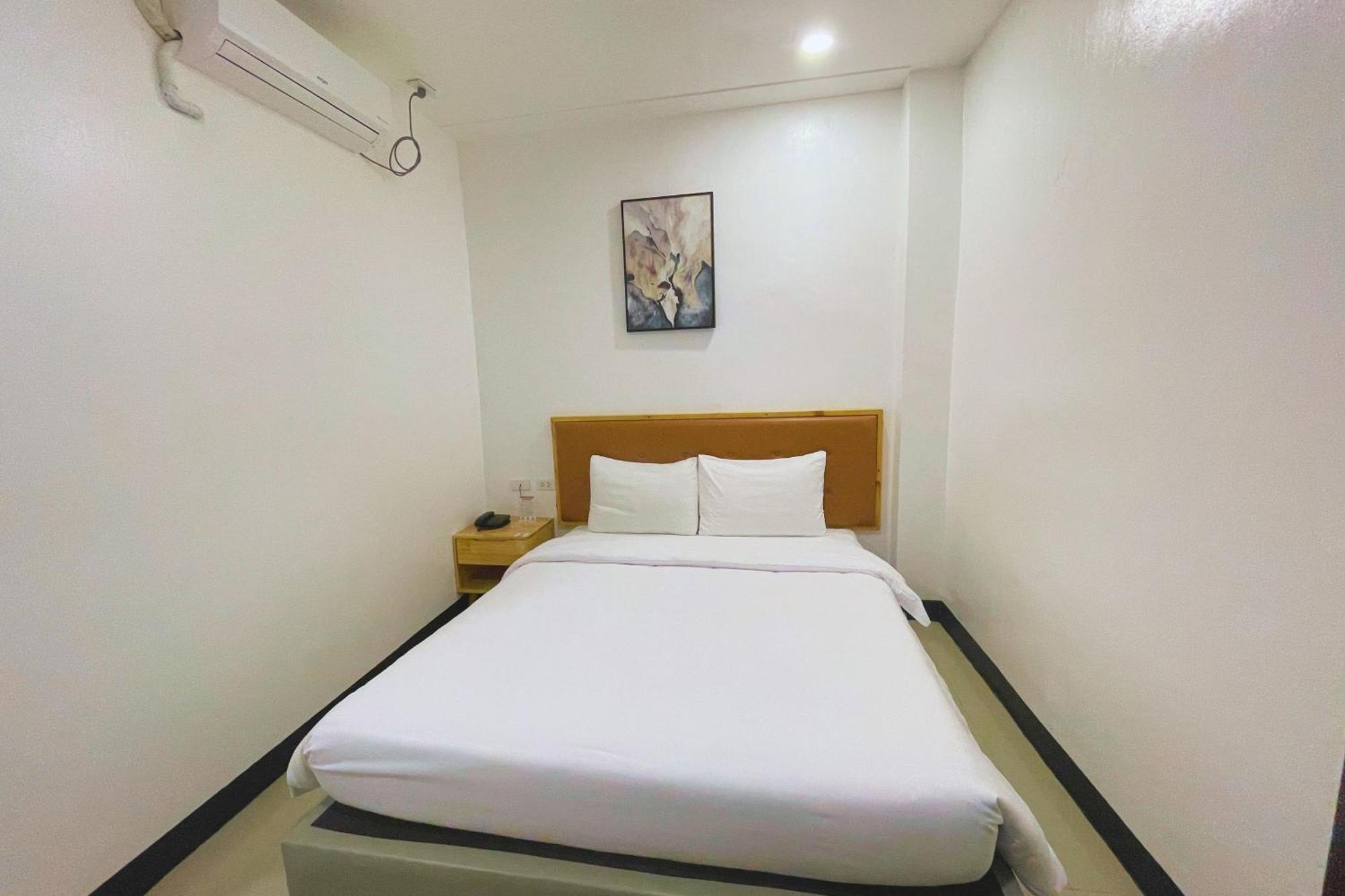 Hotel Halo Angeles City חדר תמונה
